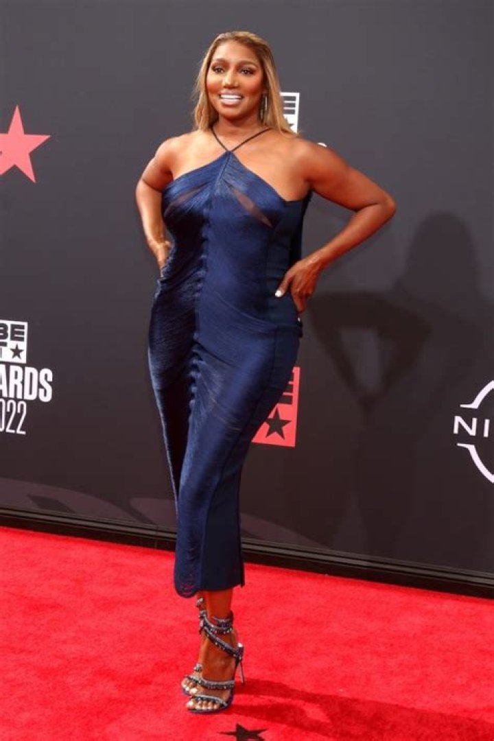 NeNe Leakes in Burberry Workout Gear Says “I’ve Lost a Few Pounds”