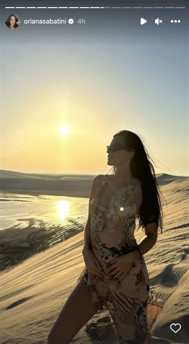 Oriana Sabatini in Bathing Suit Shares a Beach Shot — Celebwell