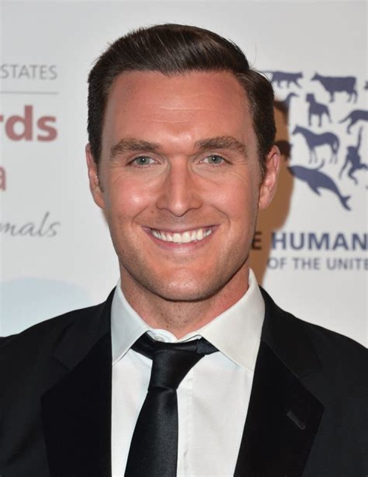 Owain Yeoman Net Worth