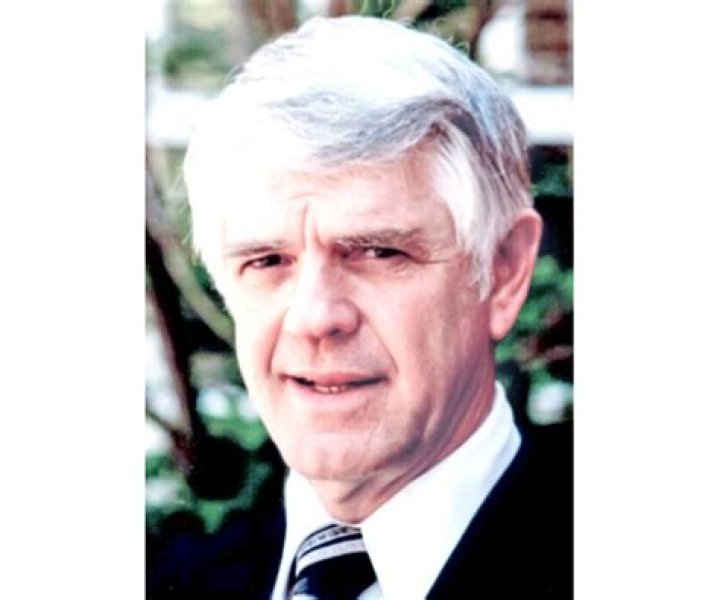 Reflect Howard Wakeland Obituary, B Member Of College Of ACES