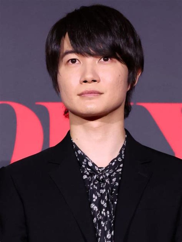 Ryunosuke Kamiki Bio - Facts, Family Life of Japanese Actor