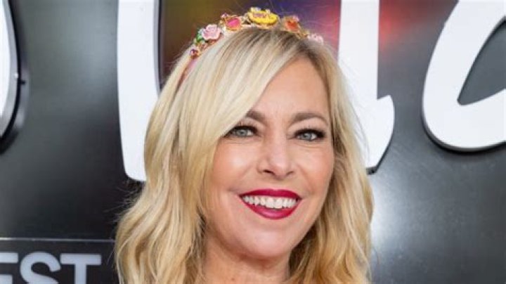 Sutton Stracke in Bathing Suit Shares "No Filter" Photo — Celebwell