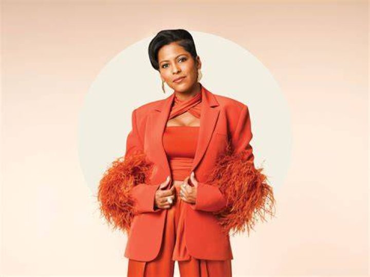Tamron Hall Biography - Facts, Childhood, Family Life & Achievements