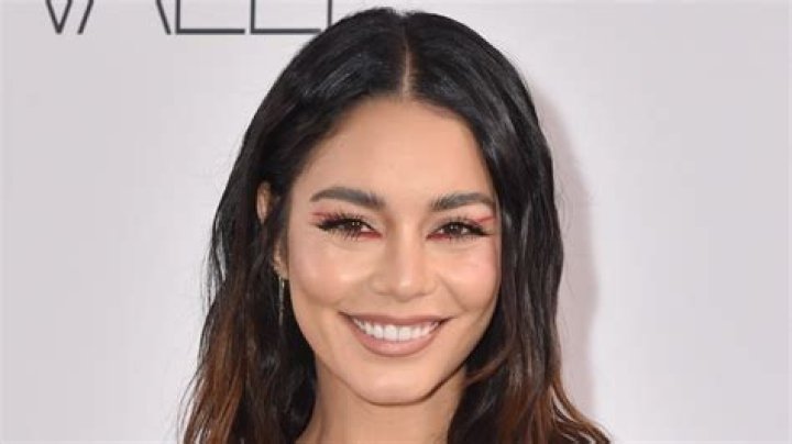 Vanessa Hudgens in Bathing Suit Makes a "Splash" — Celebwell