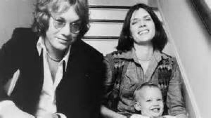 Warren Zevon Biography - Facts, Childhood, Family Life & Achievements