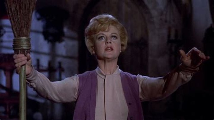 What is the cats name in Bedknobs and Broomsticks? – Celebrity