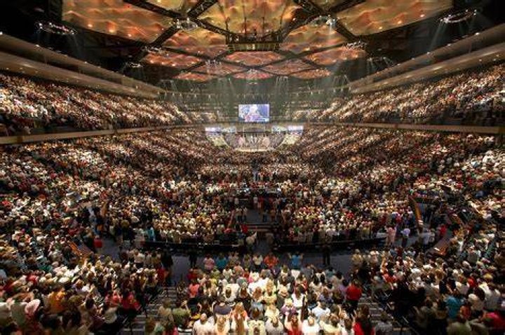 What Is The Largest Megachurch In The World? – Celebrity
