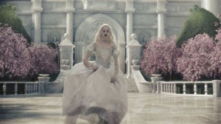 What is the White Queen’s name in Alice in Wonderland? – Celebrity