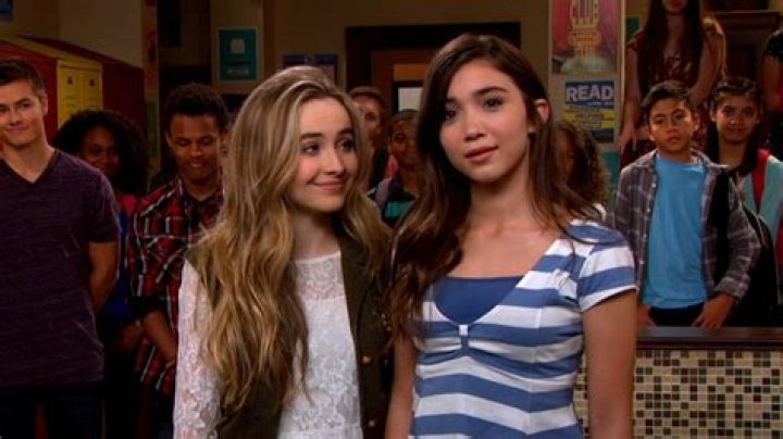 Who is Riley’s bully in girl meets Rileytown? – Celebrity