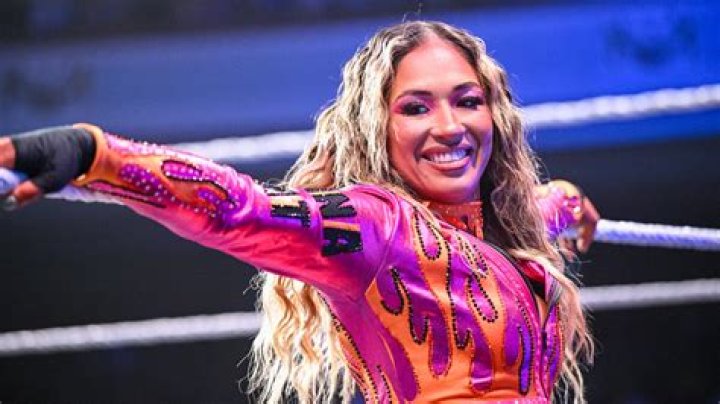 WWE's Lola Vice in Two-Piece Workout Gear is "Kicking and Dancing"